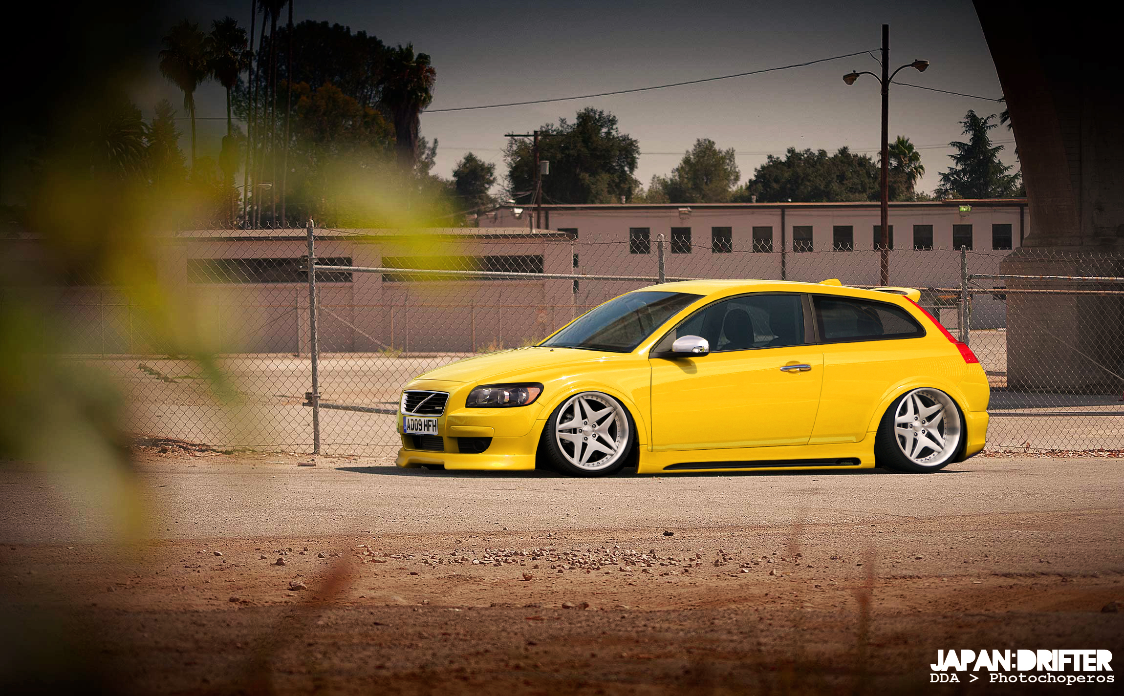 Volvo_C30_Stanced_by_xJapan_Drifterx.jpg