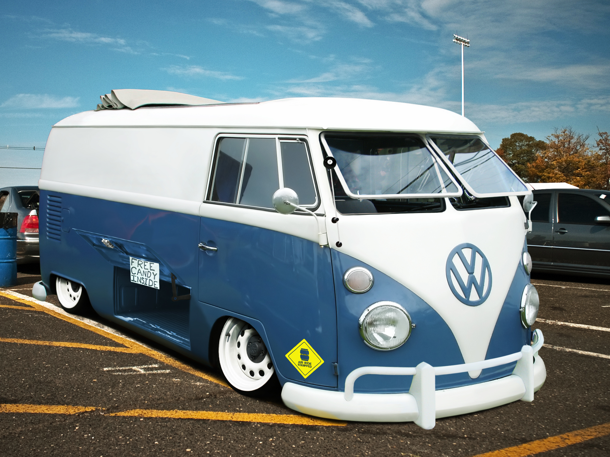 Volkswagen_T1_by_Tomica.jpg